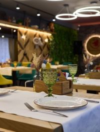 Restaurants & Food Service